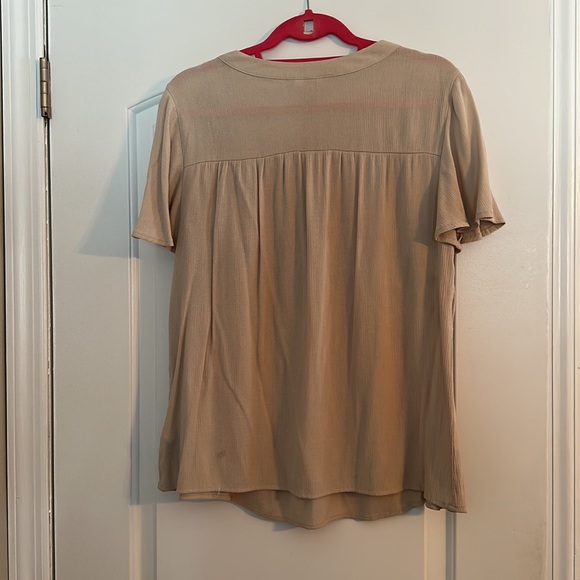 NWOT Knox Rose - Tan Floral Blouse Tee - Picture 4 of 4